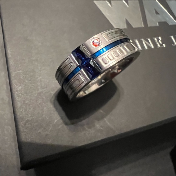 R2D2 Star Wars Fine Jewelry R2 MEN'S RING Size 8 Sold Out - Picture 7 of 11